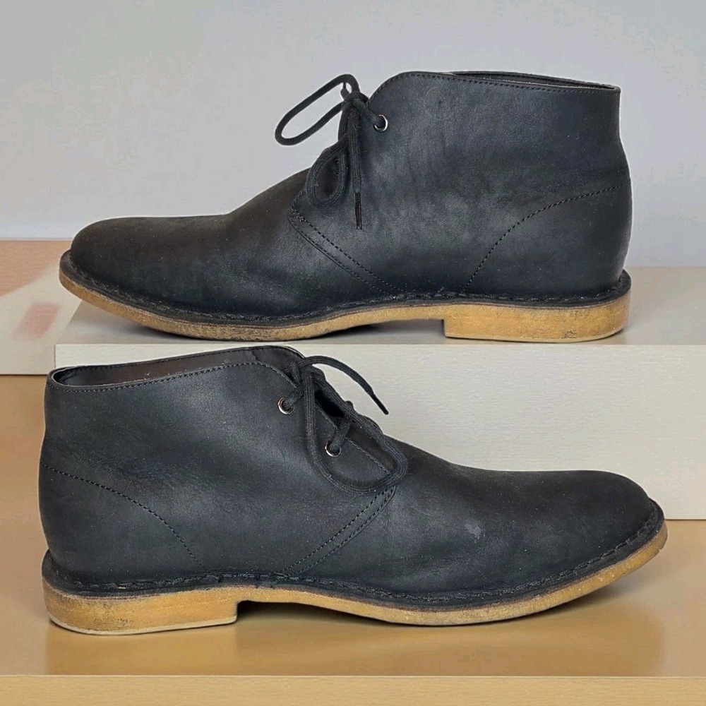 UGG Men's Black Leather Chukka Boots Size 13 (EU 46) F20019D